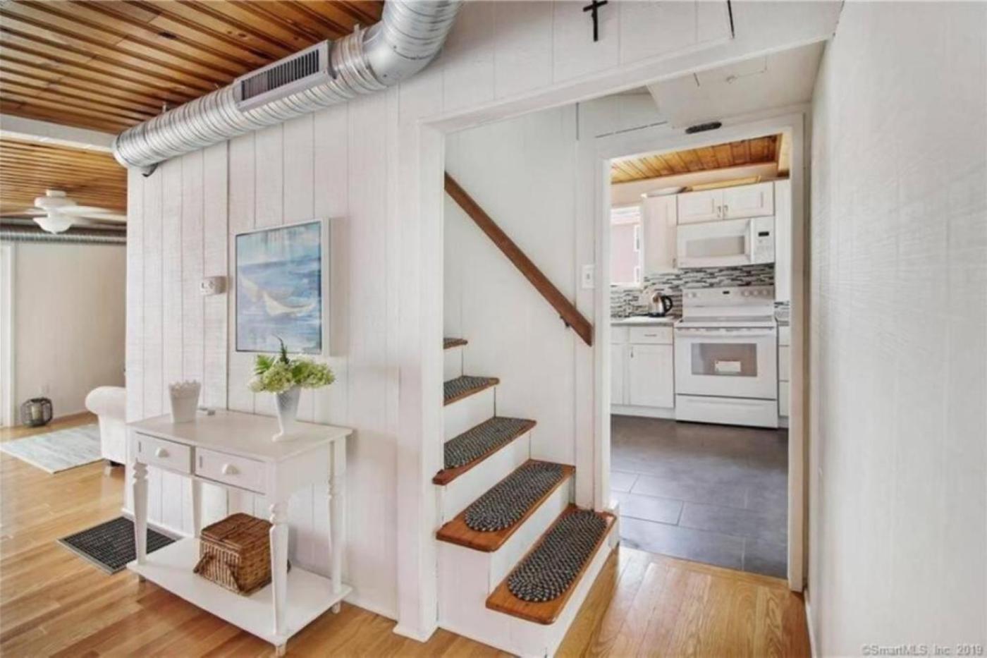 Cozy Beach - Direct Waterfront! East Haven Exterior photo