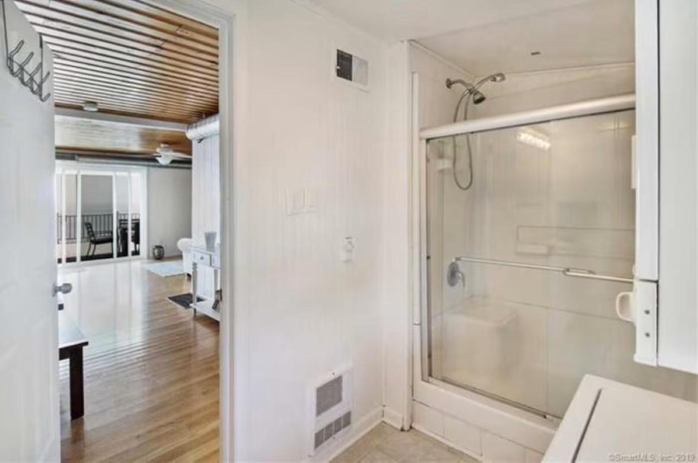 Cozy Beach - Direct Waterfront! East Haven Exterior photo